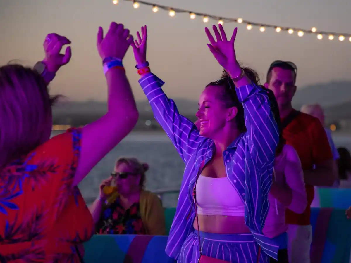 Crucero Sunset Sessions